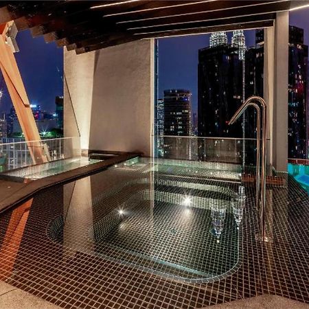 Scarletz Suites Klcc, Travelet Kuala Lumpur Esterno foto